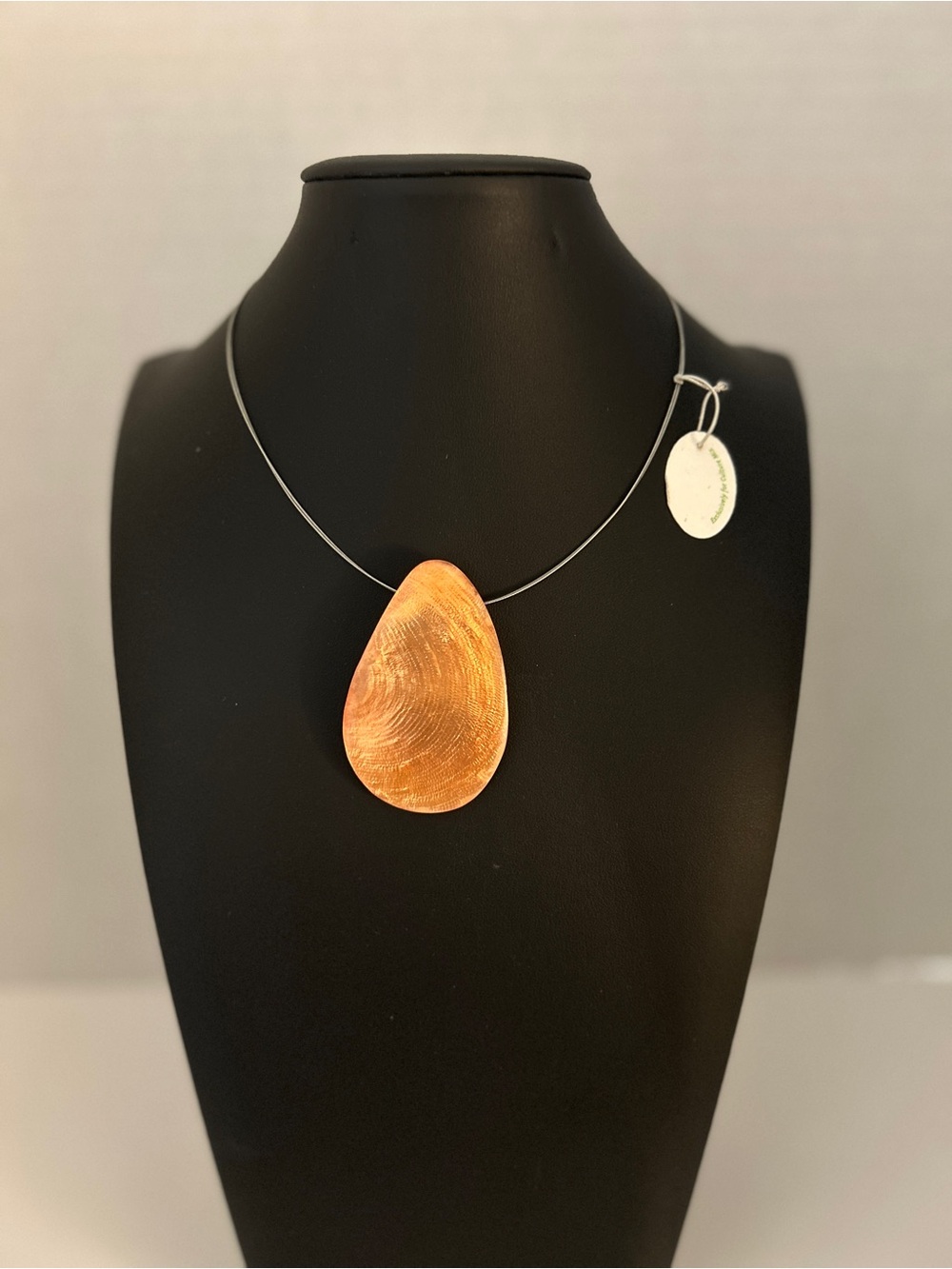 Culture Mix Capiz Shell Resin Teardrop Wire Choker Necklace NWT